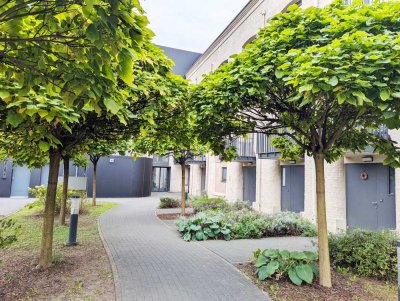 Hochwertige 2,5-Zimmer-Hochparterrewohnung mit Terrasse & Wohlfühlatmosphäre in guter Potsdamer Lage