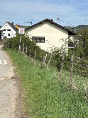 Günstiges 6-Raum-Einfamilienhaus in Trier Kernscheid