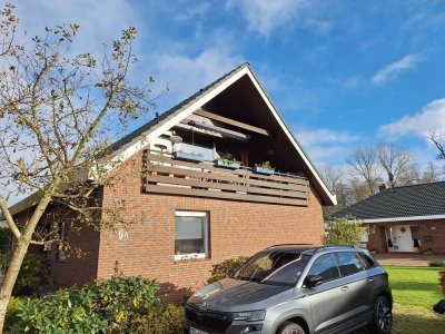 Stilvolle, vollständig renovierte 4-Raum-Wohnung mit Balkon und EBK in Stade