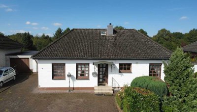 Ruhige Gegend, tolles Grundstück - schöner Bungalow in Kropp