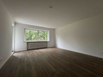 Sanierte 3-Zimmer-Wohnung mit Balkon und Markise in Heppens