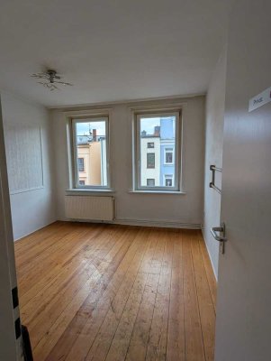Helle 3-Zimmer Wohnung in Lübeck St. Lorenz Nord