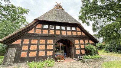 20 Minuten von Bremen: Resthof + grosser Bauplatz zu verkaufen
