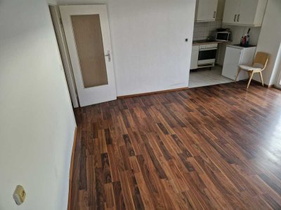 600 € - 35 m² - 1.0 Zi.