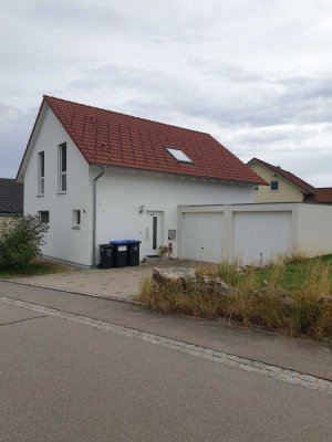 Sehr schönes Einfamilienhaus in Bühlenhausen