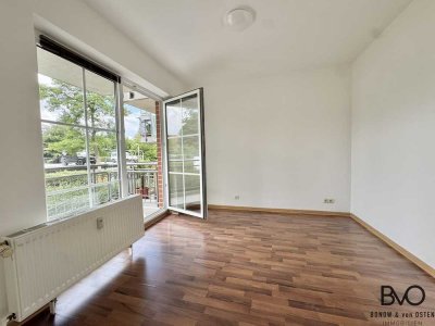 City-Apartment - mit Balkon ins Grüne und Tiefgarage