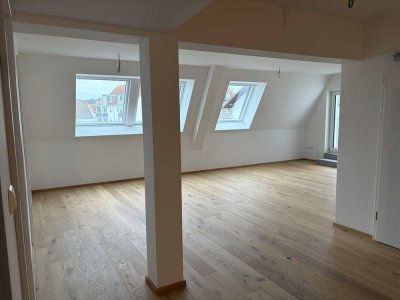 Lichtdurchflutete, barrierefreie 3-Zimmer-Wohnung mit Balkon