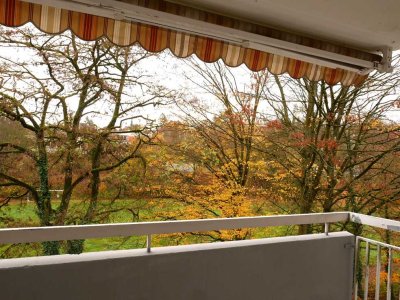 Renovierte 3-Zi.-ETW mit Blick ins Grüne