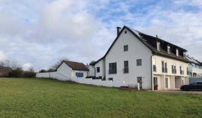 Wohnhaus mit Bauplatz (für Doppelhaus, Mehrfamilienhaus oder Tinyhäuser) am Ortsrand - provisions...