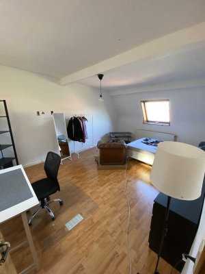 Helles WG-Zimmer im Herzen von Landau – zentral, modern & freundlich