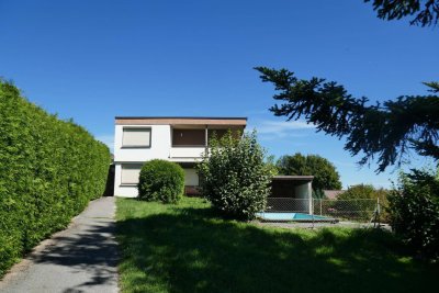 Geräumiges Ein-Zweifamilienhaus in unverbaubarer Aussichtslage- auch Zweitwohnsitz möglich