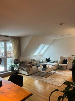 Exklusive 3,5-Raum-Maisonette-Wohnung mit Dachterrasse, EBK und Tiefgaragenstellplatz