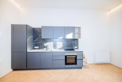 AB 01. DEZEMBER BEZUGSBEREIT I MODERNES WOHNEN IN ZENTRALER LAGE I STILVOLLE EINBAUKÜCHE I KPL8 – KOMFORT TRIFFT INTELLIGENTE TECHNIK I WALK-IN-DUSCHE I HAUSTIERFREUNDLICH I