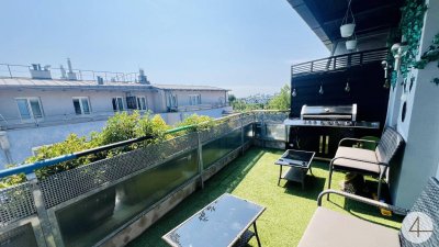 Familienparadies - Mitten im Grünen - DG Maisonette mit sonniger Innenhof Terrasse - 16 Minuten zur U6 - Tiefgaragenstellplatz