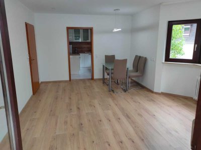 Exklusive 2-Zimmer-Wohnung mit gehobener Innenausstattung mit EBK in Baden-Baden