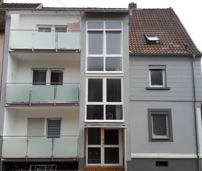 Schöne und gepflegte 4-Raum-EG-Wohnung mit Balkon in Waldmohr