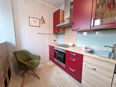 Sehr gepflegte 2,5-Zimmer-Wohnung mit Loggia und traumhaftem Ausblick