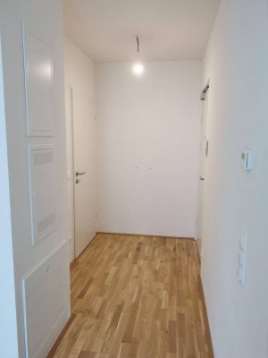 Neubau-1-Zimmer-Wohnung im Wohnpark Donau mit Balkon