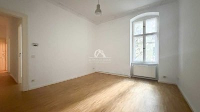 RUHIGE ERDGESCHOSSWOHNUNG FUßLÄUFIG VOM KUDAMM | PROVISIONSFREI