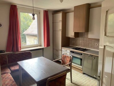 Möblierte helle 2-Zimmer-Wohnung in Kitzingen mit Wohnküche