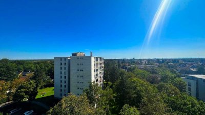 GANZ HOCH OBEN MIT BLICK IN DIE ALPEN!!! Traumhafte und moderne 3-Zimmer-Eigentumswohnung mit Balkon