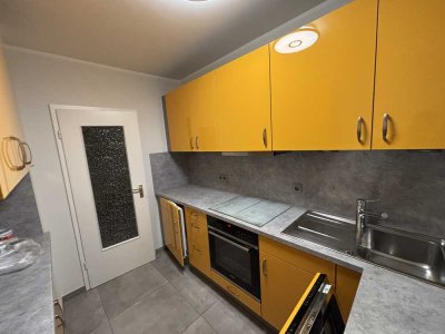 2,5-Zimmer Erdgeschosswohnung mit Terasse in Glinde