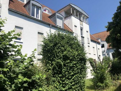 Zentrale 2-Zimmer Dachgeschoss Wohnung
