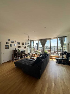 Stilvolle 2-Raum-Penthouse-Wohnung mit gehobener Innenausstattung mit EBK in Ludwigshafen am Rhein