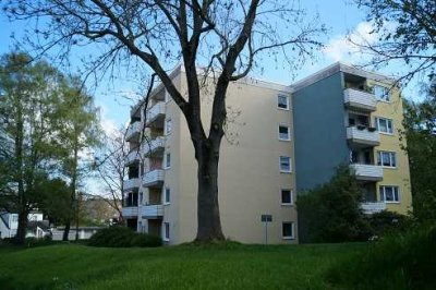 Für Senioren mit passendem WBS ! Bequem auch im Alter zu erreichen, Fahrstuhl vorhanden!