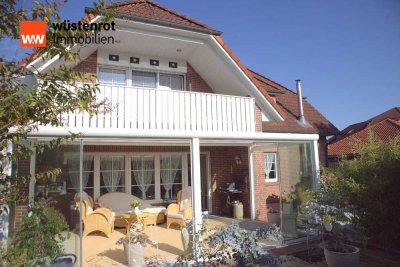 Attraktives Ein-Zweifamilienhaus im Zentrum von Bad Zwischenahn !