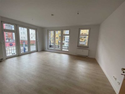 Erfurt* Karree am Südpark* helle 2 Zimmer-Wohnung mit Balkon* sep. Küche* Tageslichtbad