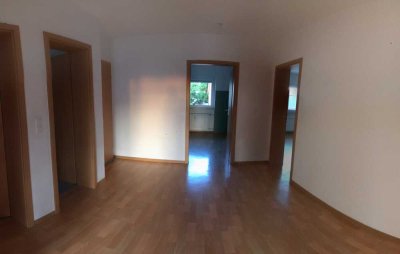 Schöne 98 m² Wohnung mit Balkon in Schifferstadt