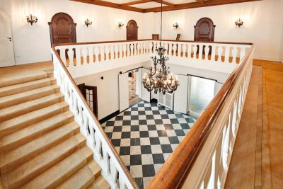 Einmaliges Anwesen auf idyllischem Parkgrundstück