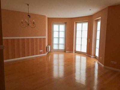 Charmante & großzügige 2-Zimmer-EG-Wohnung mit gehobener Innenausstattung in Heiligenstedten