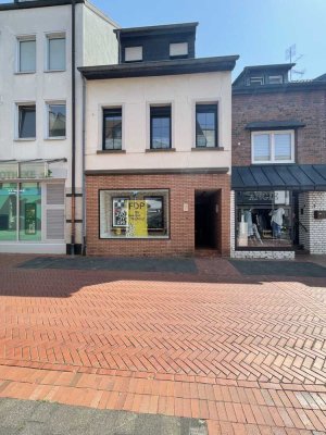 Wohn- und Geschäftshaus in der Wegberger Fußgängerzone