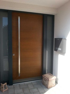 Schicke Doppelhaushälfte in Sandhausen - Doppelgarage - Garten
