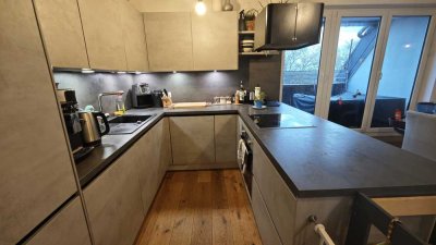 Attraktive 3-Zimmer Maisonette-Wohnung im 5. OG in Köln-Bickendorf