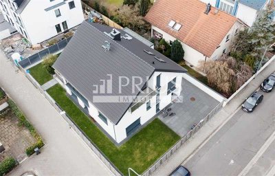 Freistehendes luxoriöses Einfamilienhaus mit Einliegerwohnung