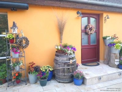 Idyllisches, saniertes Einfamilienhaus 
mit traumhaftem Grundstück
und vielen Nutzungsmöglichkeite