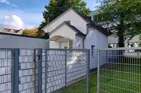 HRO-KTV, Erstbezug, Büro-Praxisräume ü. 2 Ebenen in kl. Hinterhaus, Nähe Stadthafen zu vermieten