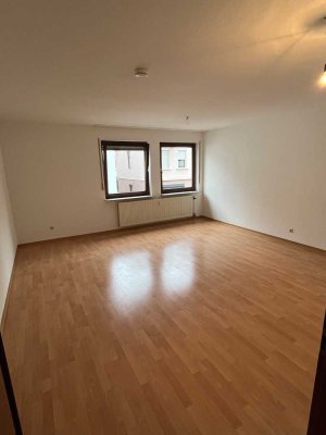 1-Zimmer Wohnung im 1. OG in Stuttgart-Zuffenhausen