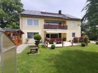 Schöner Wohnen PLUS:  lukratives 2 Parteien Haus + "ELW" + Ausbaupotential