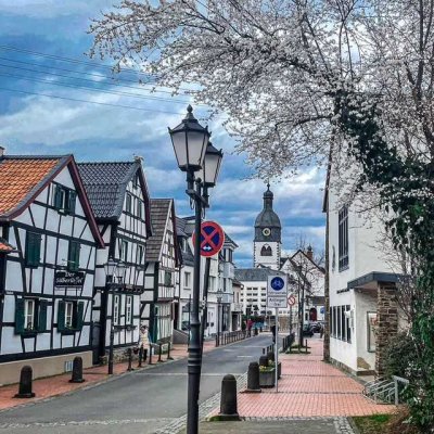 Charmante 2,5-Zimmer-Dachgeschosswohnung im Herzen von Rheinbach