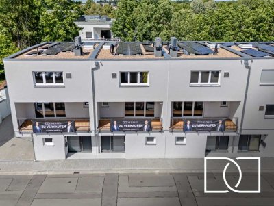 KFW40 Niedrigenergie mit Förderungen! ! Sofort bezugsfertiges Reihenhaus mit Stadtgarten am Fluss