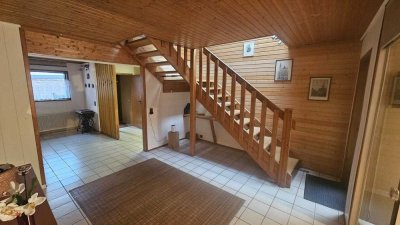 Energieeffizientes Haus mit Einliegerwohnung u. WP