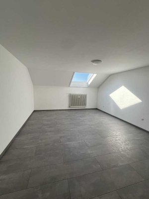 3,5-Zimmer-Dachgeschosswohnung in Schifferstadt - sofort bezugsfrei!
