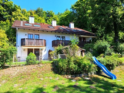 Sonnige 3-Zimmer-Wohnung über 2 Ebenen in Waldrandlage