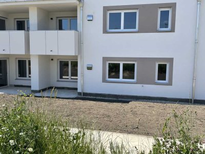 Neuwertige 1-Zimmer-Wohnung mit Balkon und EBK in Neufahrn