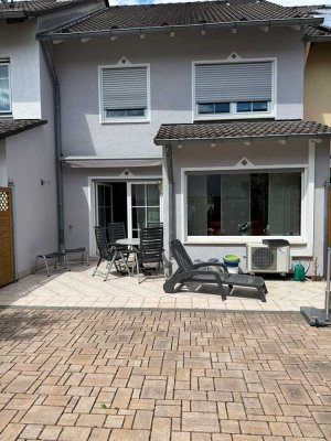 Geräumiges 5-Zimmer-Reihenhaus in Rödermark