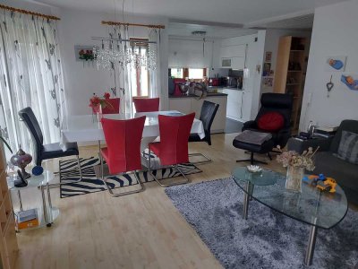Modernisierte 2,5-Zimmer-EG-Wohnung in Weissach-Flacht